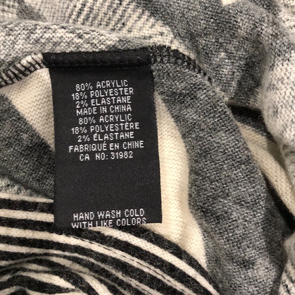 Sweater look dress - Picture 5 of 5